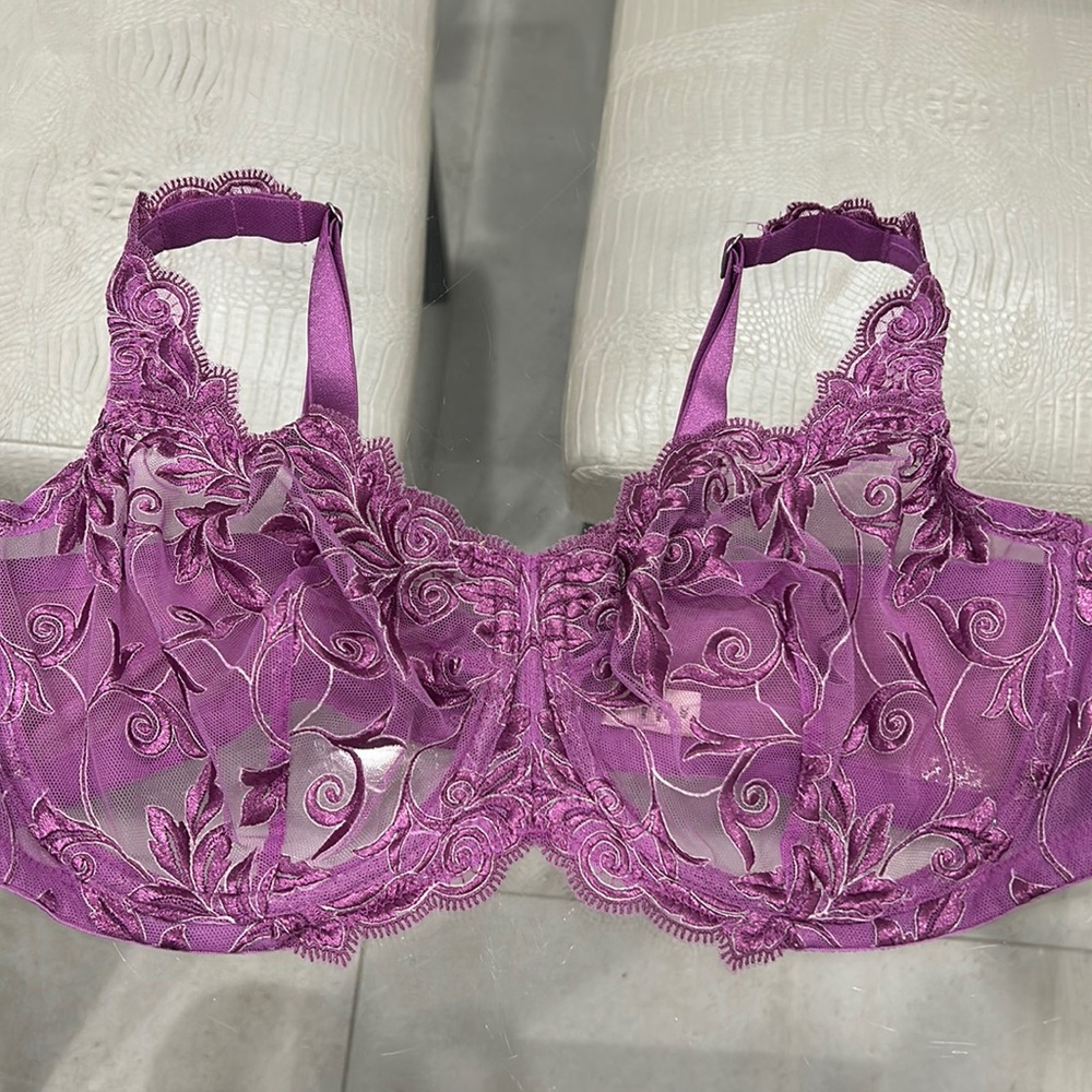 Soma sensuous lace unlined bra 40C
